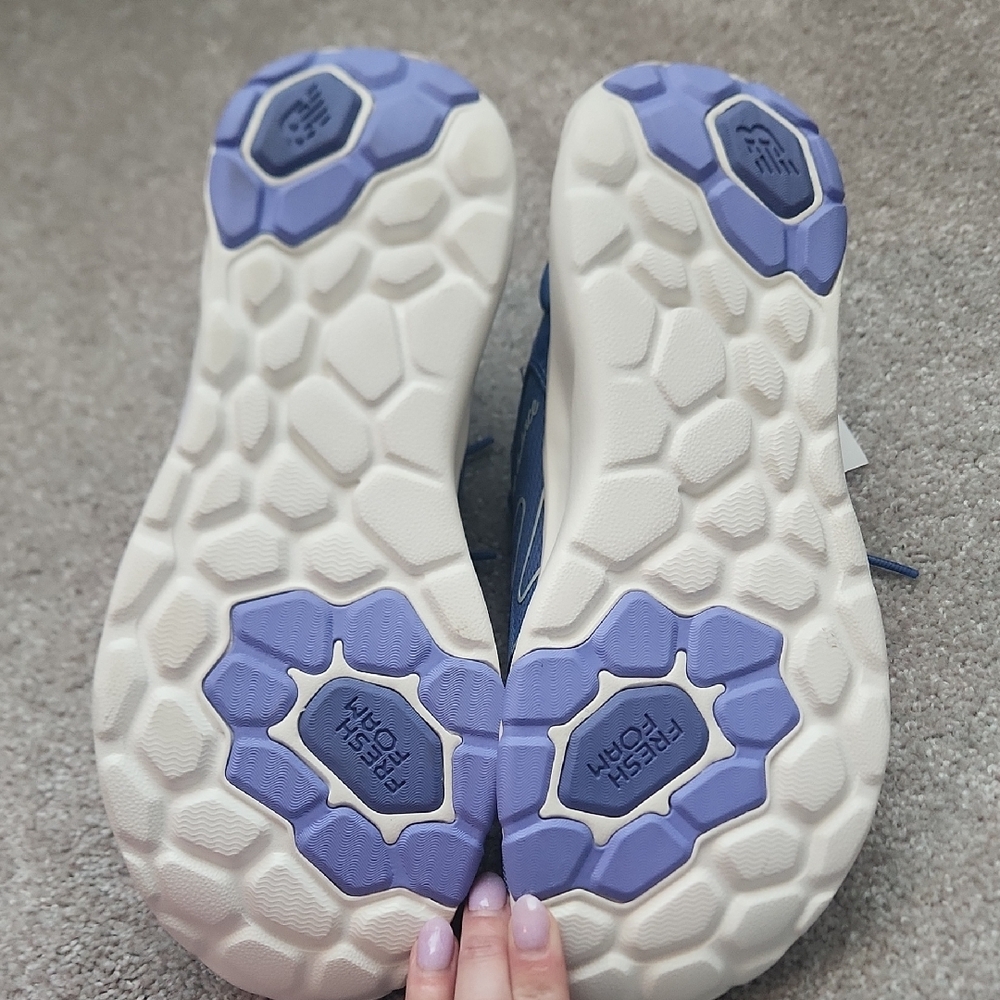 New Balance Fresh Foam Sneakers - Picture 9 of 9